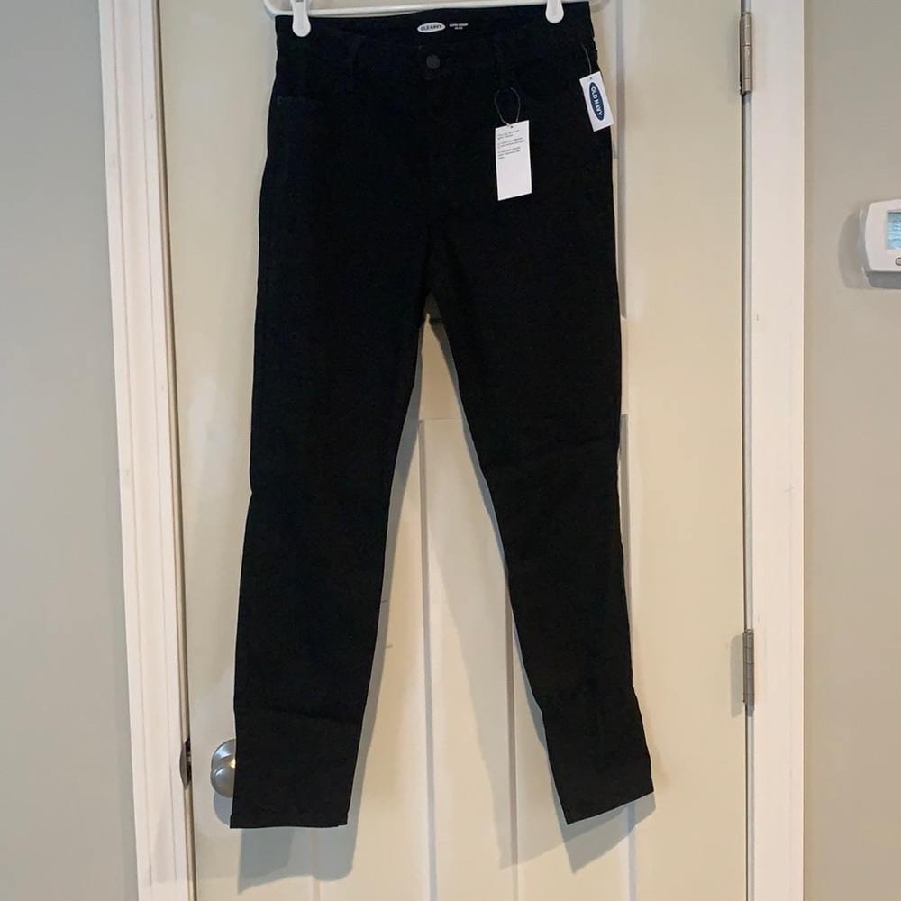 Old Navy black mid-rise super skinny jeans size 10